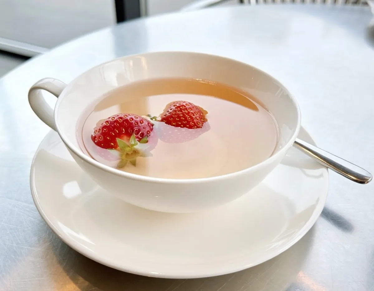 Strawberry Tea